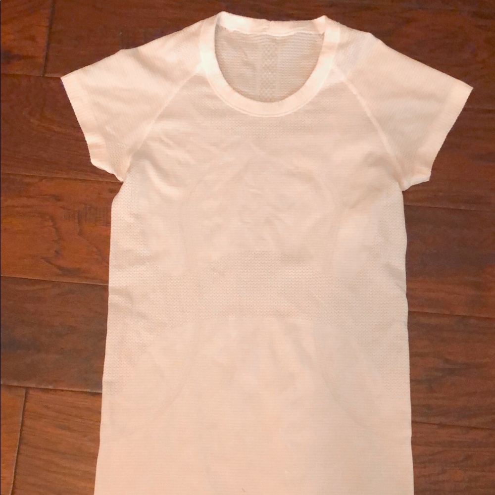 Lululemon short swiftly